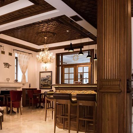 Hotel Argjiro Gjirokastër Exteriör bild