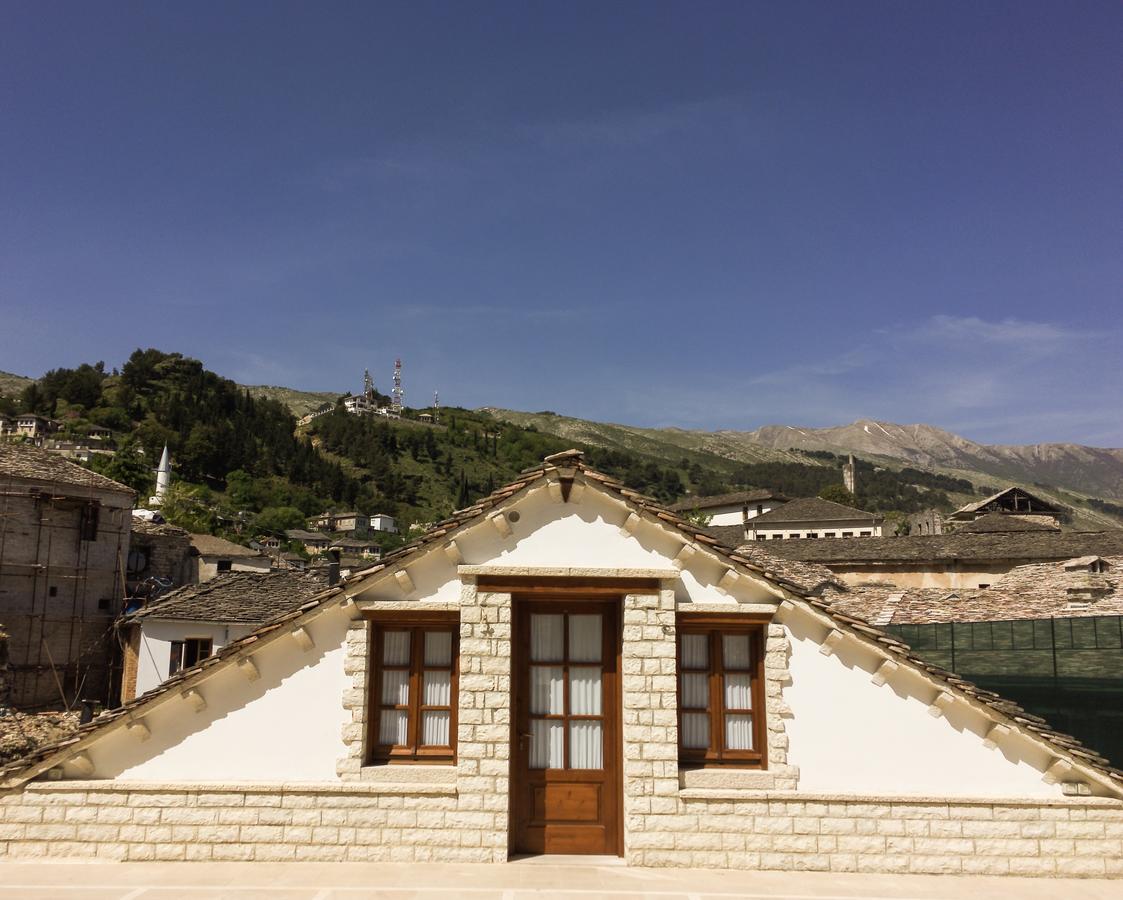 Hotel Argjiro Gjirokastër Exteriör bild