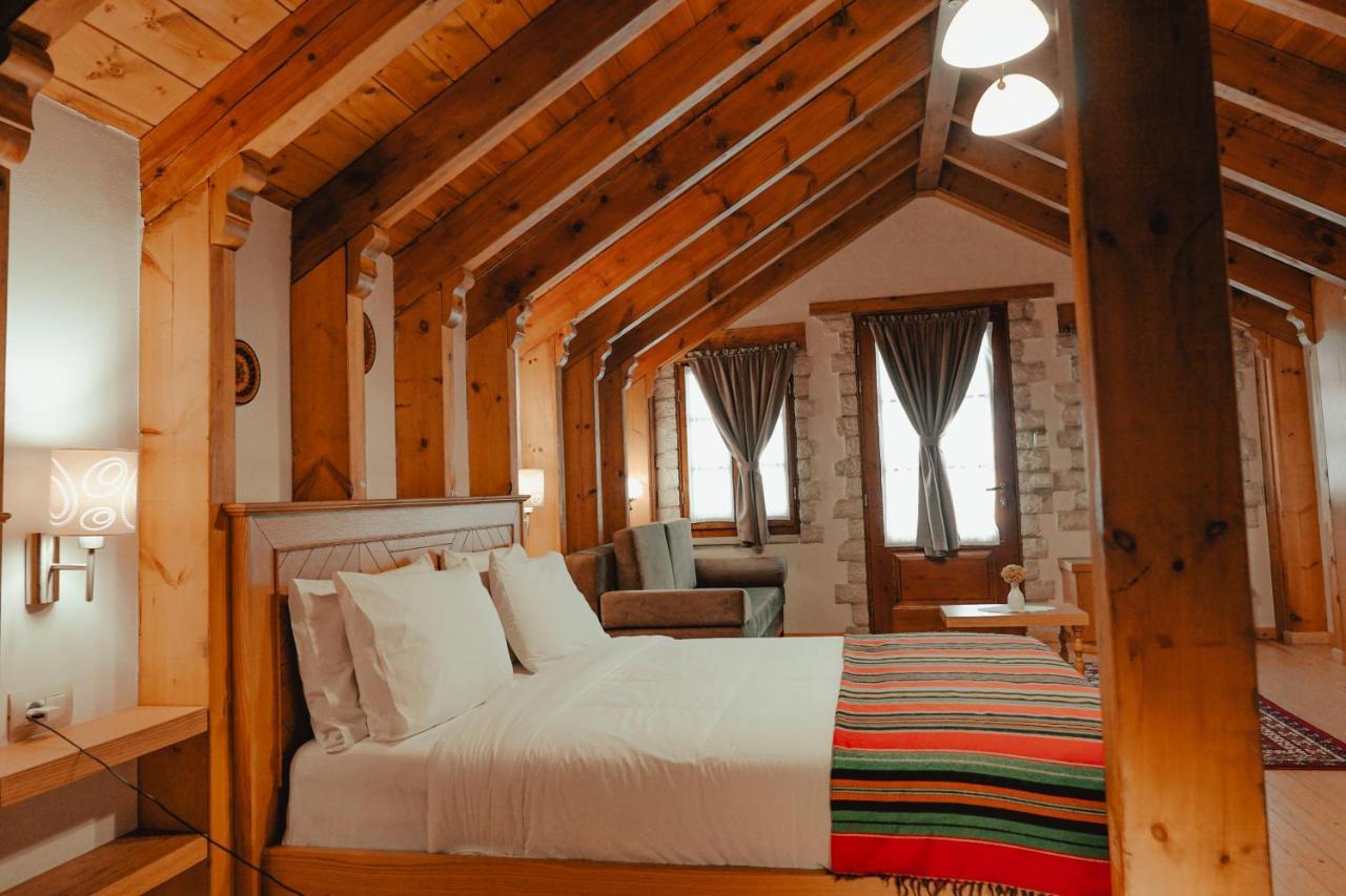 Hotel Argjiro Gjirokastër Exteriör bild